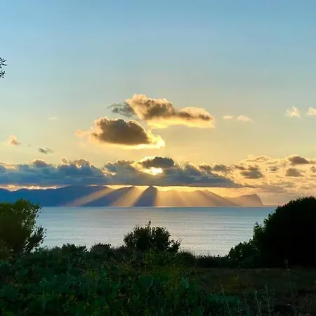 Katy's House, Private And Pool Villa *